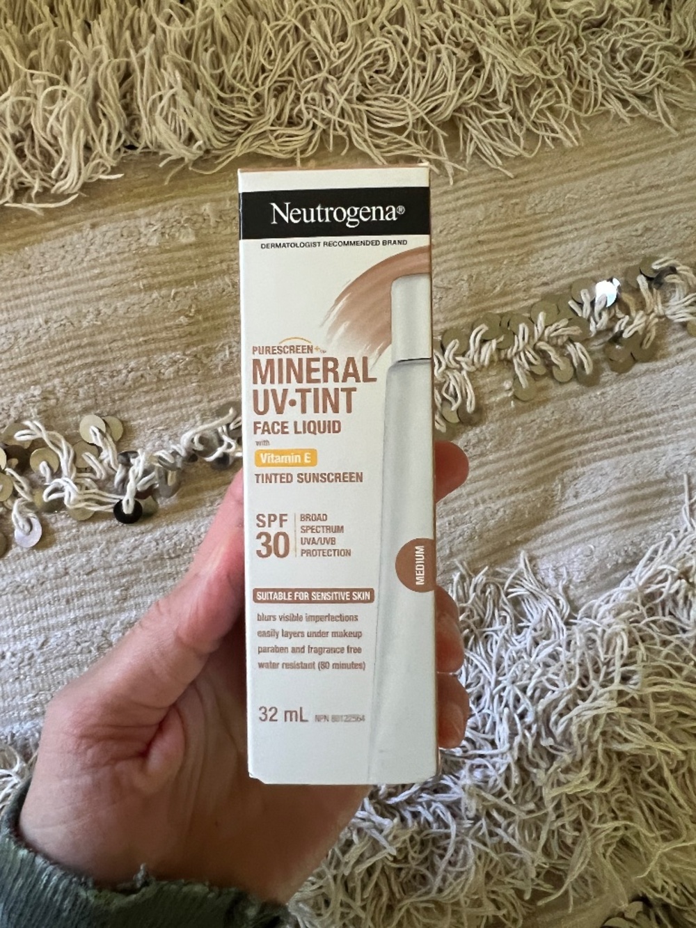 Neutrogena Tinted Sunscreen | Mineral UV Tint spf 30 tone Medium